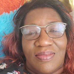 Meet your Posher, Marcia